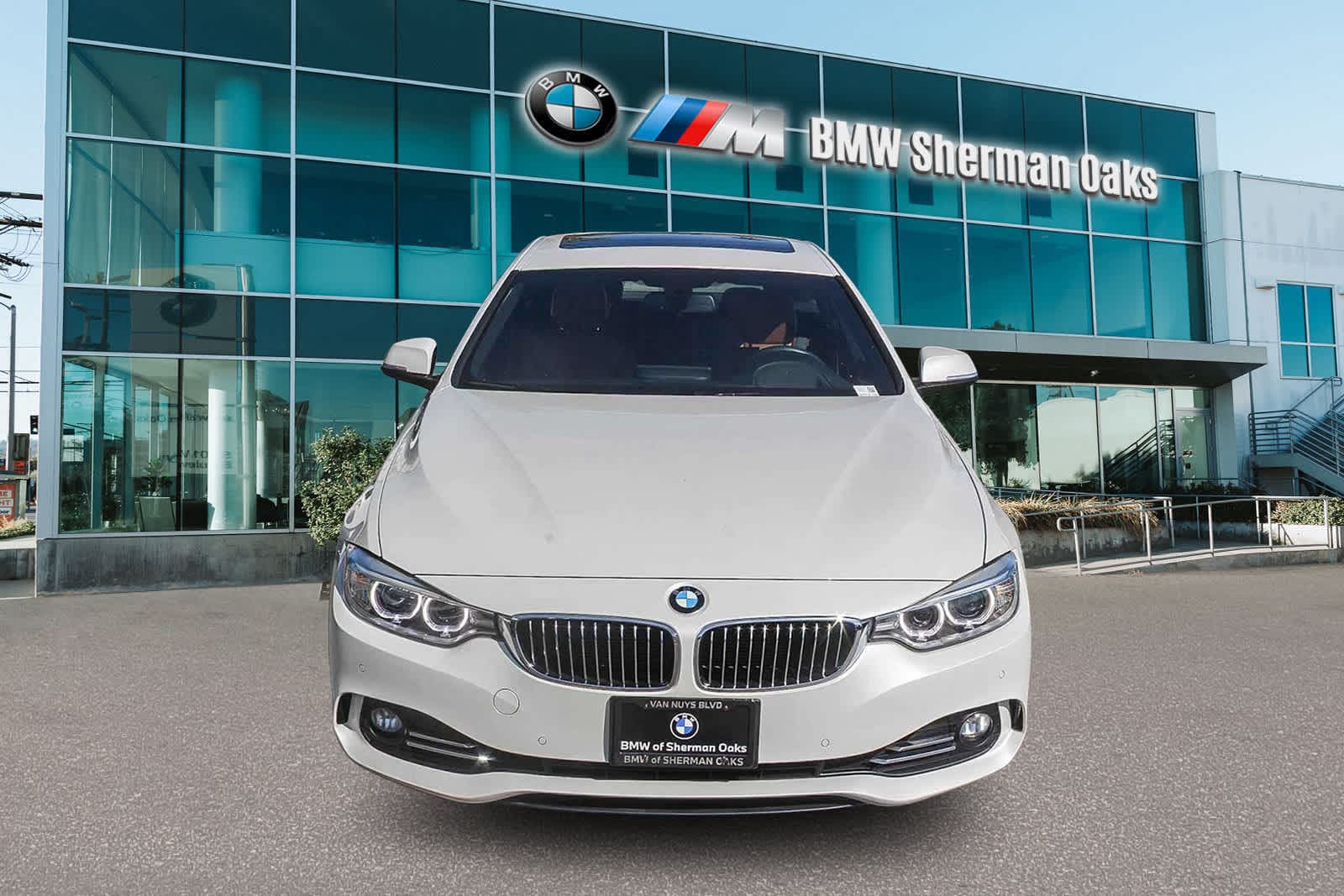 Thumbnail: 2016 BMW 4 Series - 2