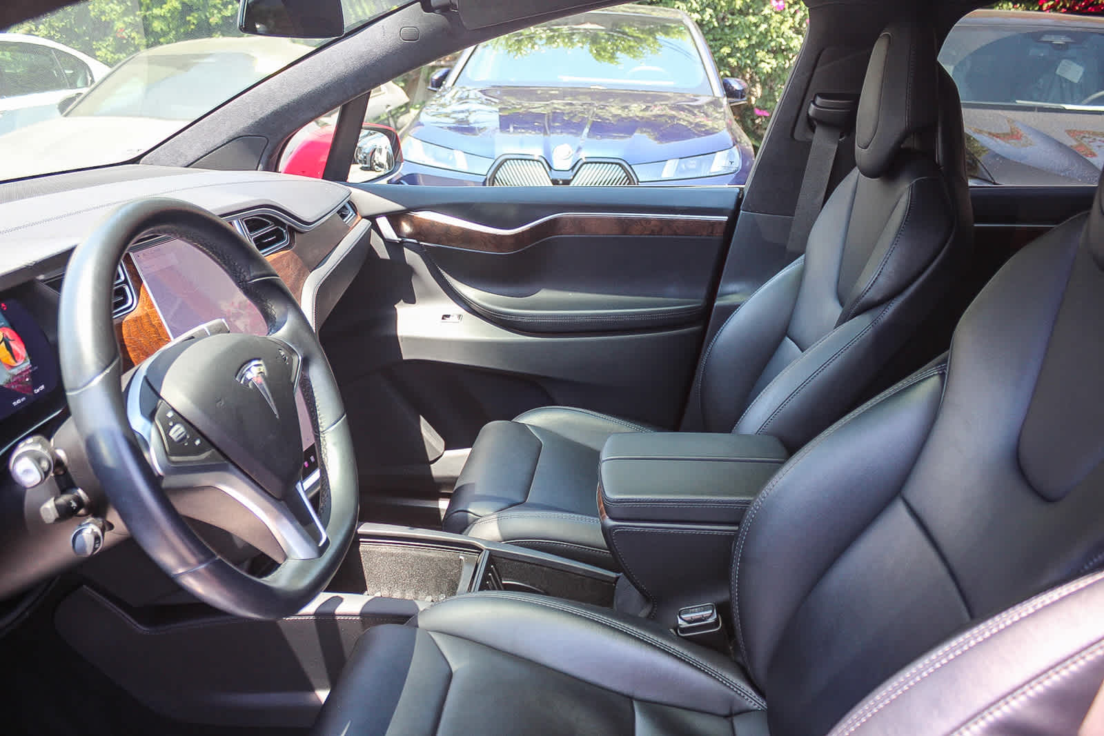 Thumbnail: 2017 Tesla Model X - 17