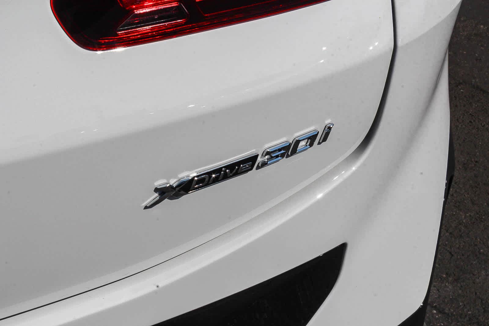 Thumbnail: 2025 BMW X4 - 19