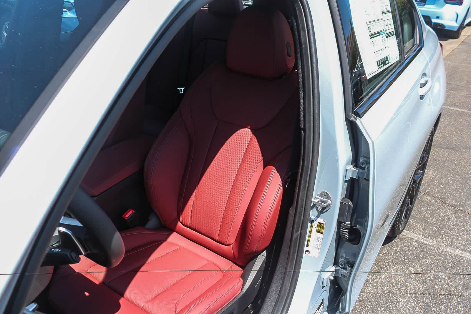 Thumbnail: 2026 BMW 3 Series - 25