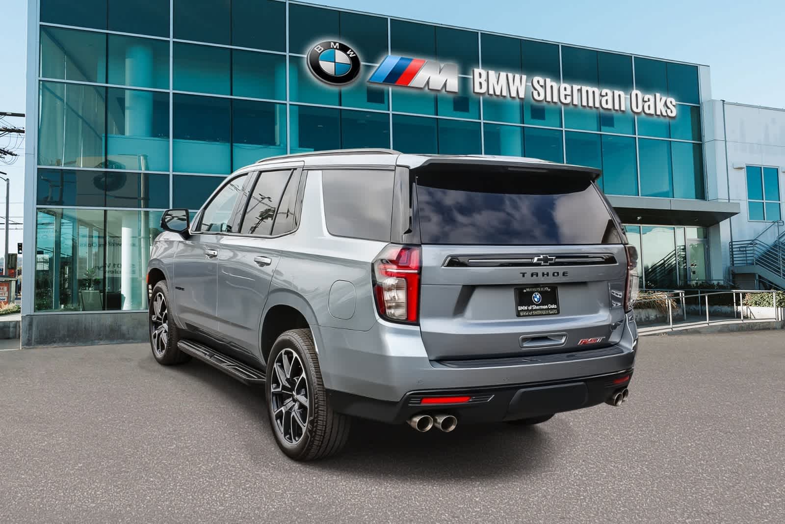 Thumbnail: 2023 Chevrolet Tahoe - 5