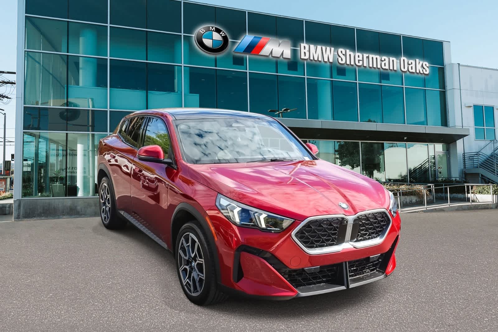 2025 BMW X2 xDrive28i photo 2