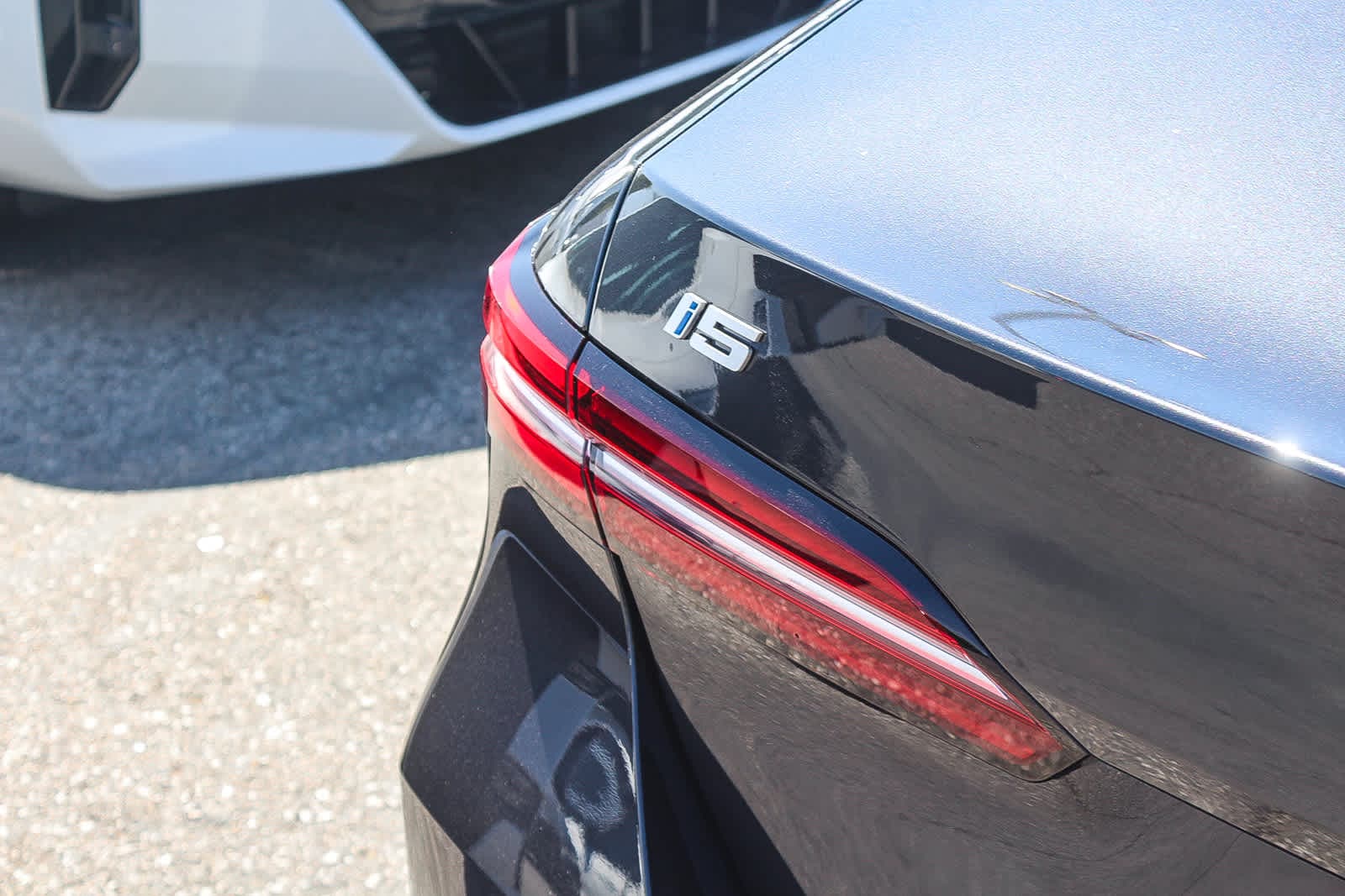 Thumbnail: 2026 BMW i5 - 7