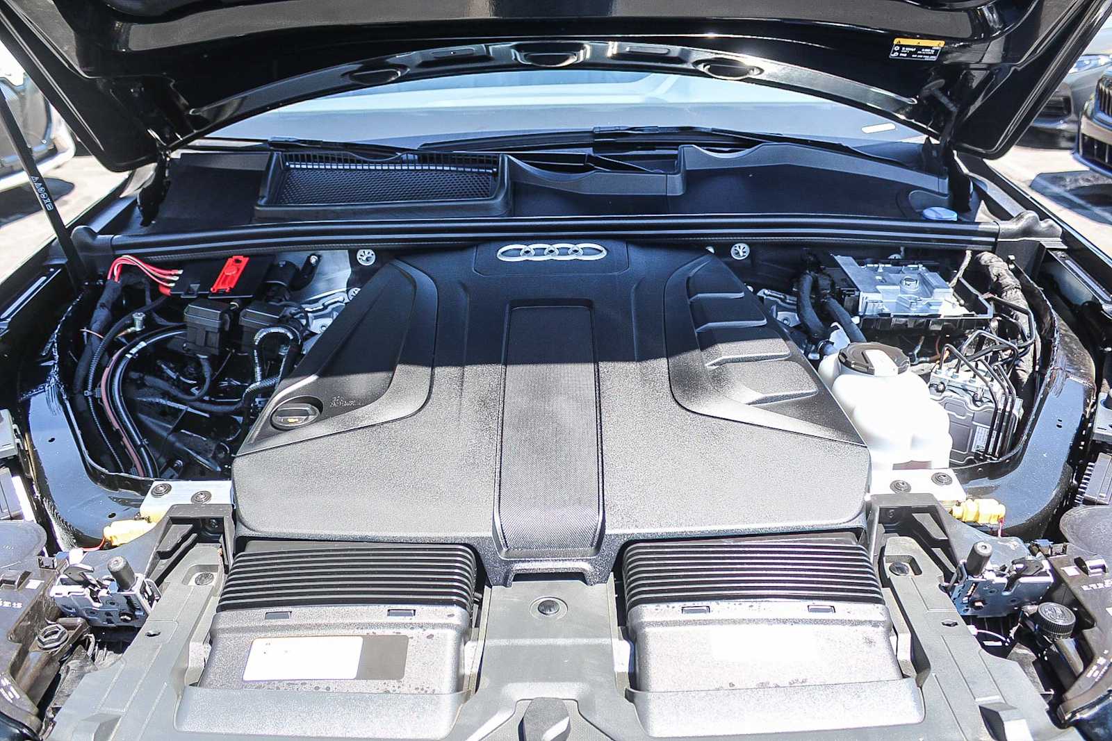Thumbnail: 2023 Audi Q7 - 26