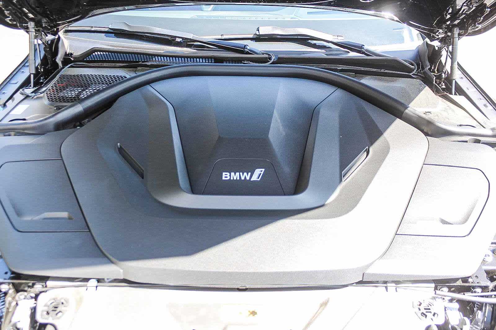 Thumbnail: 2026 BMW i4 - 27