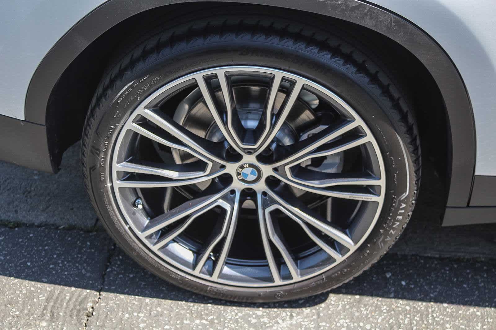 2023 BMW X3 sDrive30i photo 3