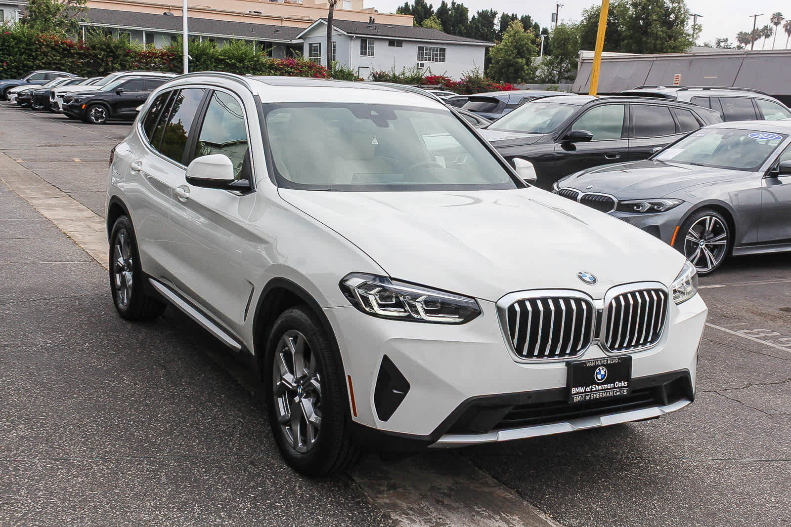 Thumbnail: 2023 BMW X3 - 3