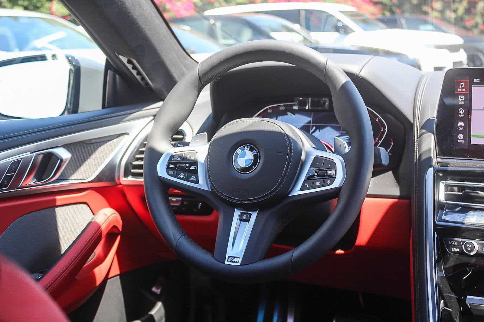 Thumbnail: 2026 BMW 8 Series - 15