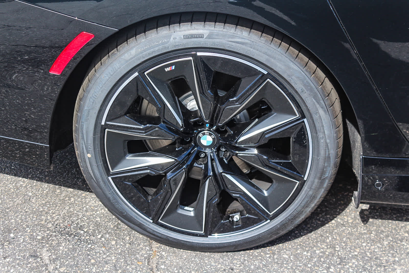 Thumbnail: 2026 BMW i7 - 8