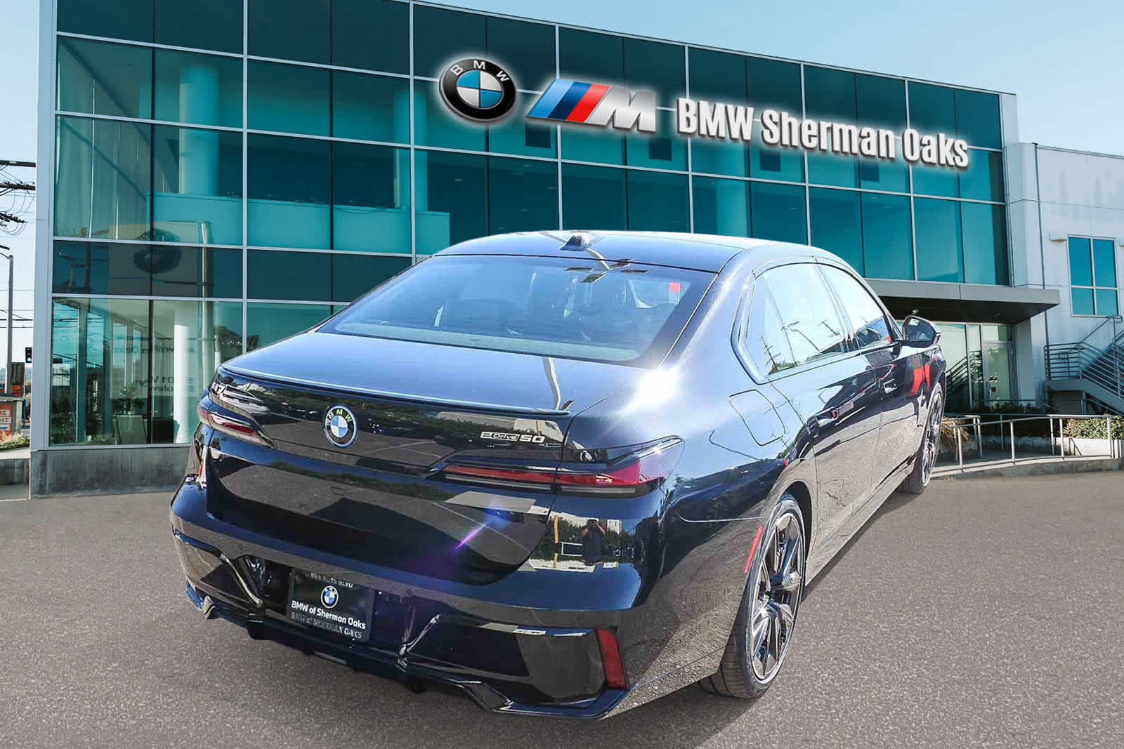 Thumbnail: 2026 BMW i7 - 4