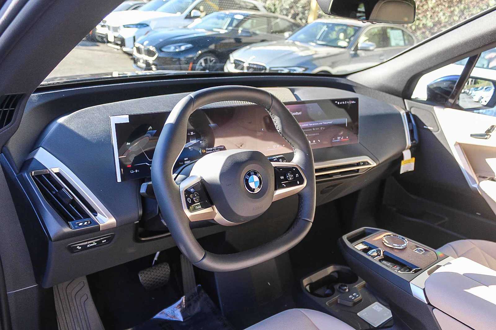 Thumbnail: 2026 BMW iX - 17