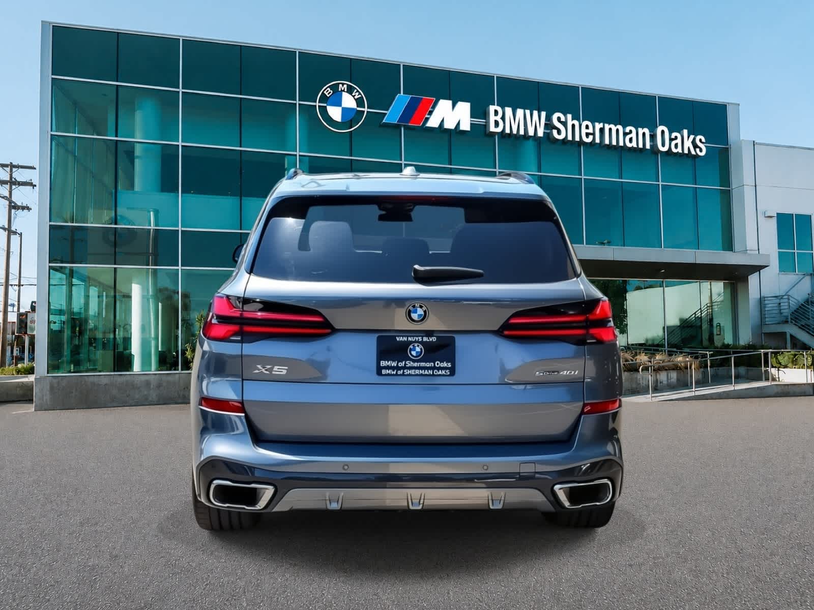 Thumbnail: 2026 BMW X5 - 4