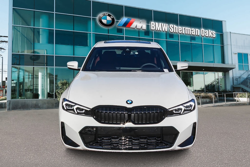 New 2026 BMW 330i Sedan