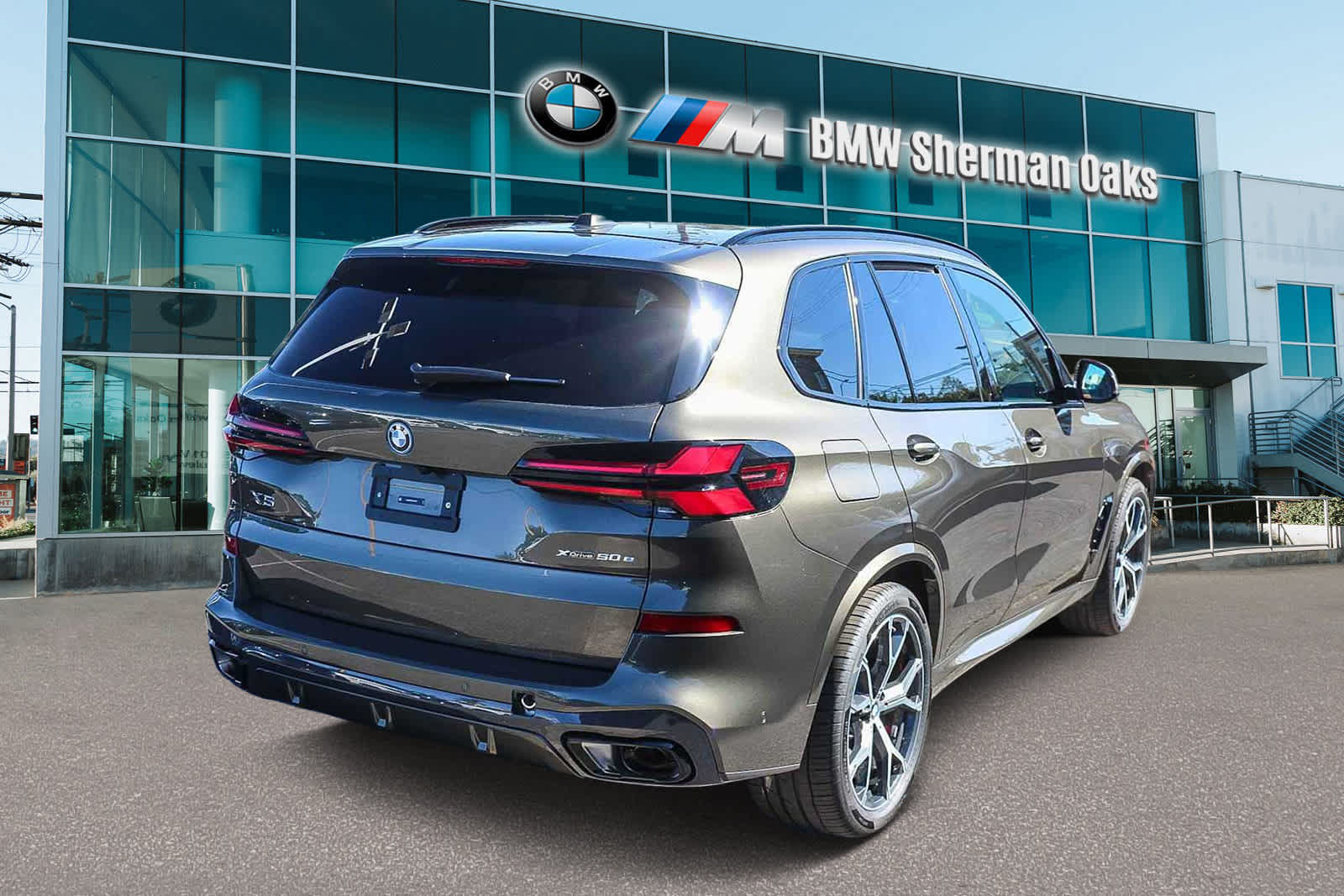 Thumbnail: 2026 BMW X5 - 4