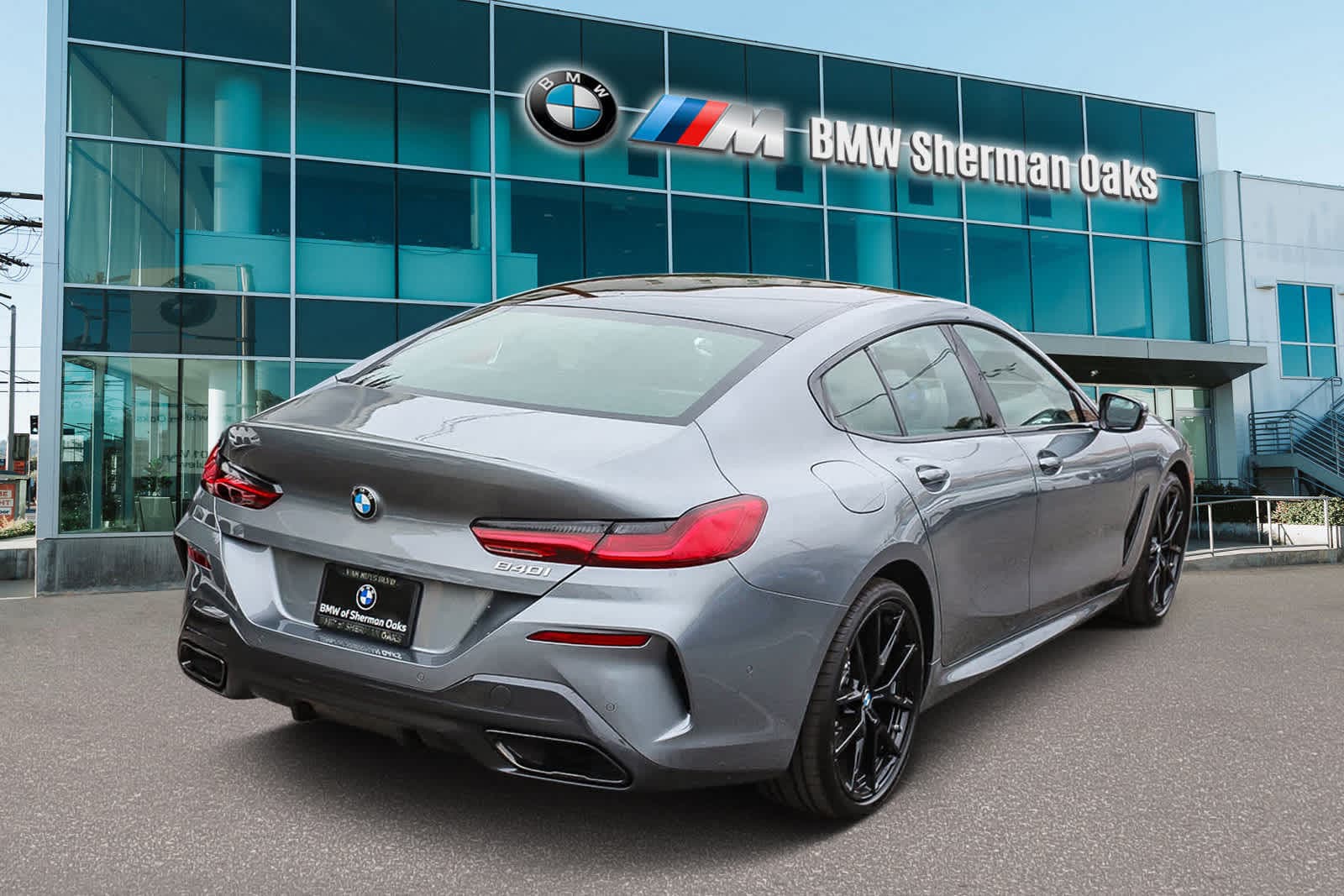 Thumbnail: 2026 BMW 8 Series - 4