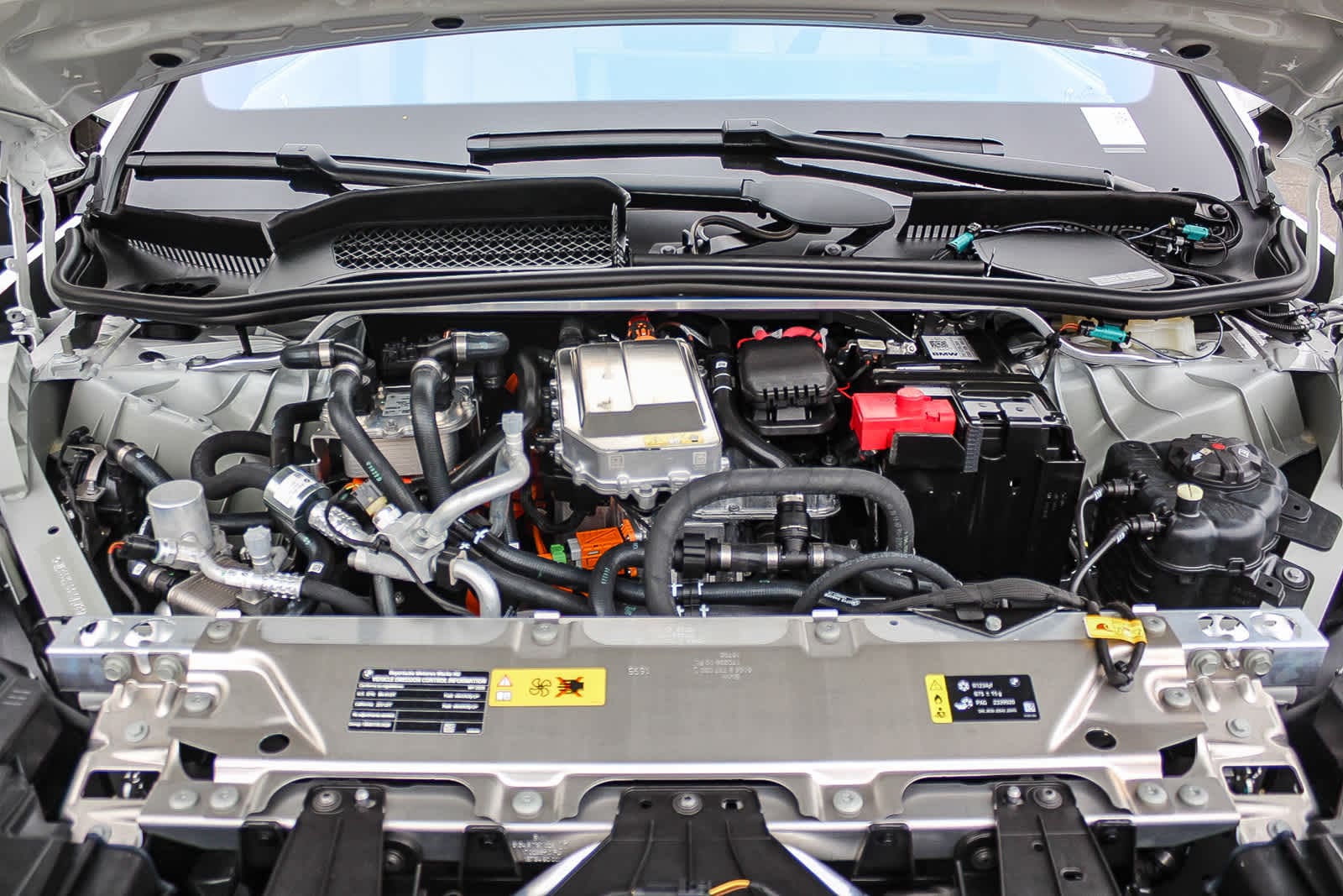 Thumbnail: 2026 BMW iX - 27