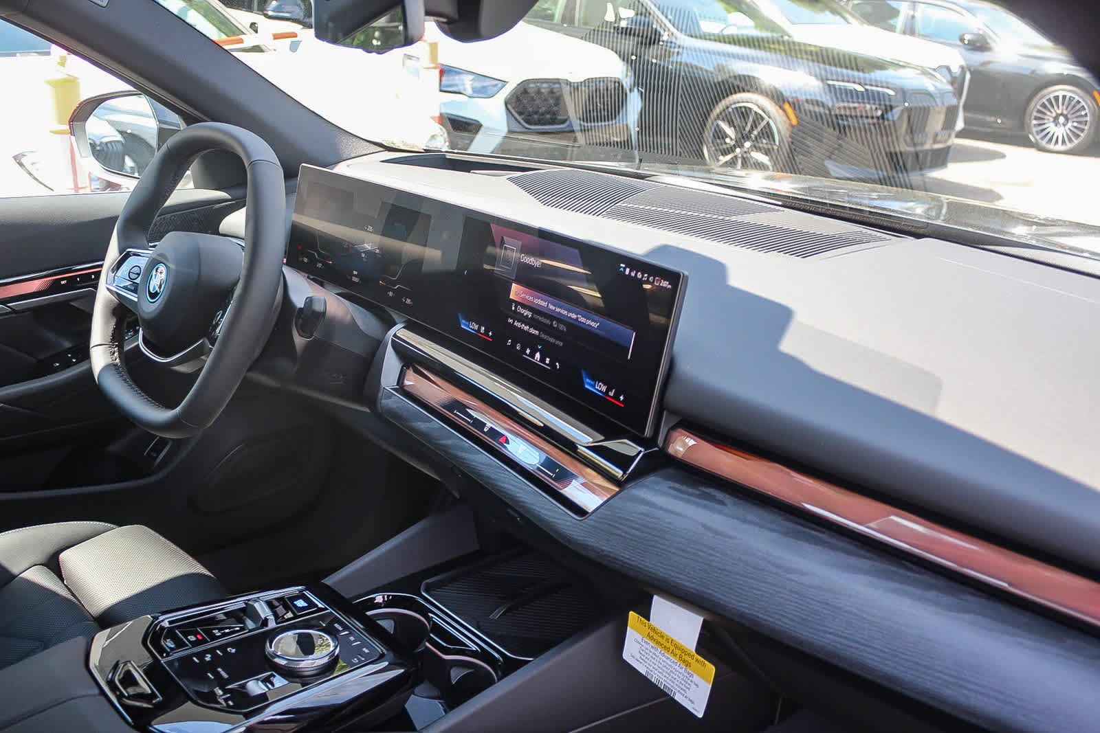 Thumbnail: 2026 BMW i5 - 16
