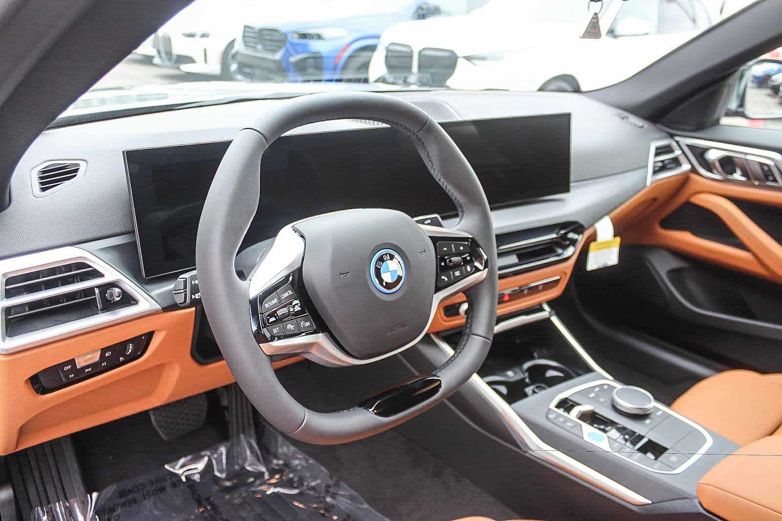 Thumbnail: 2026 BMW i4 - 16