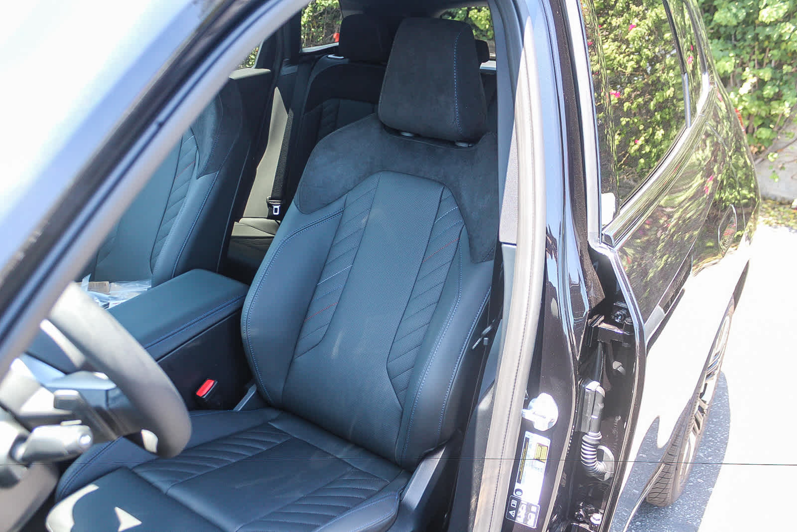 Thumbnail: 2026 BMW X3 - 25
