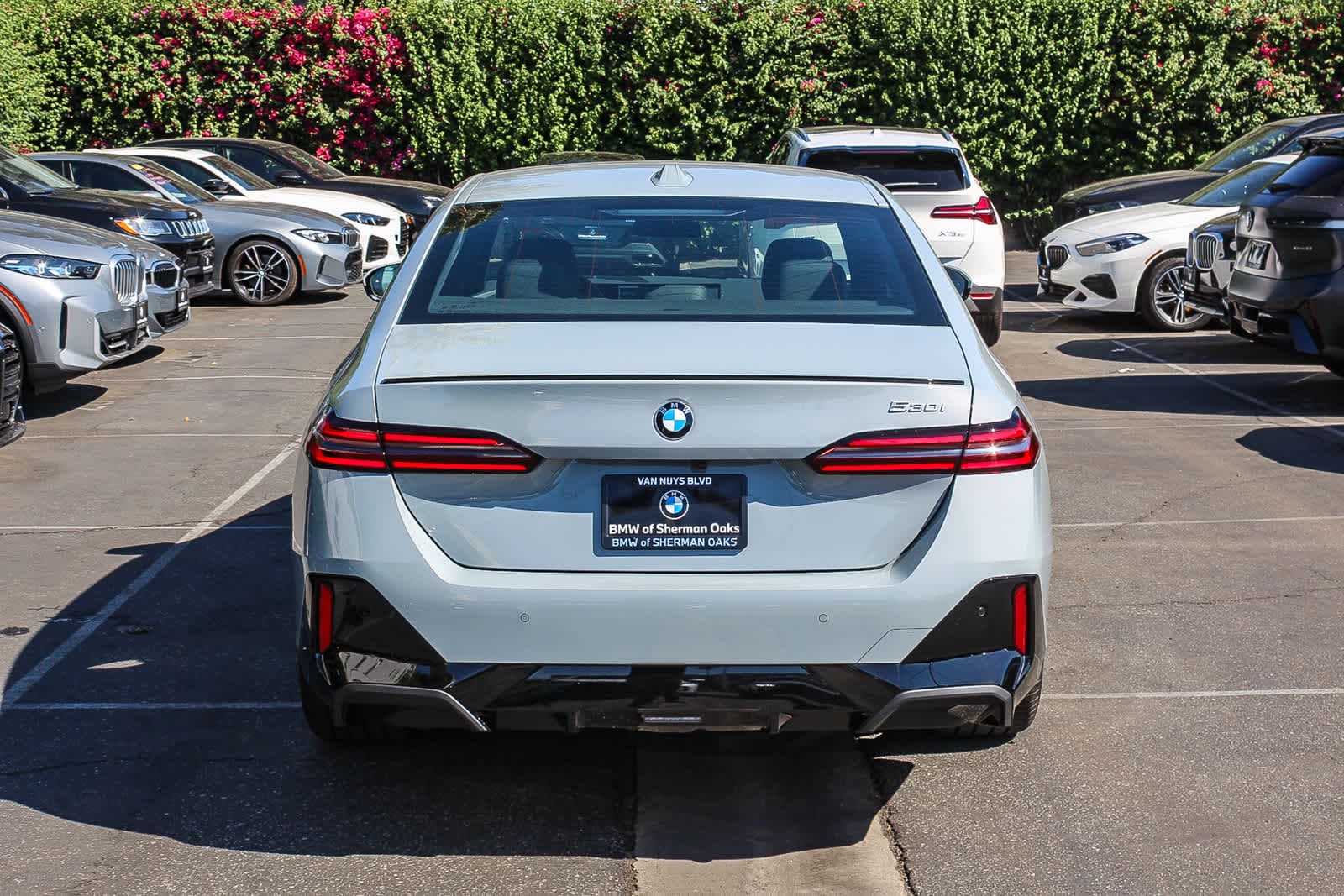 Thumbnail: 2026 BMW 5 Series - 5