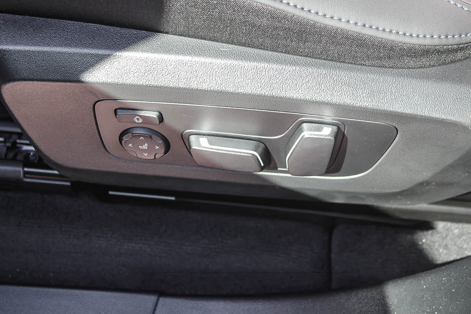 2026 BMW X3 30 - Photo 20