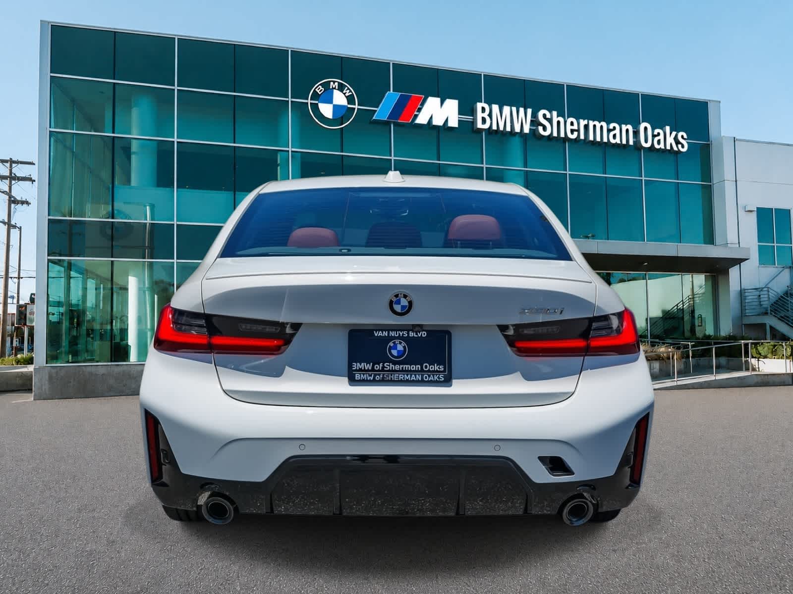 Thumbnail: 2026 BMW 3 Series - 5