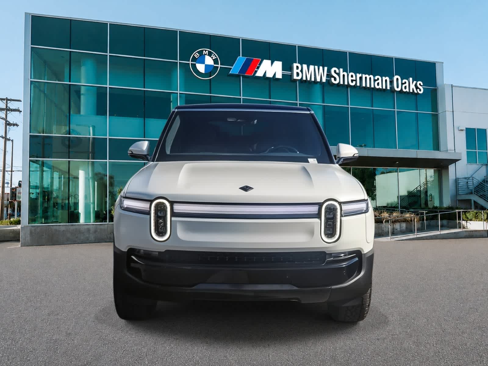 Used 2025 Rivian R1S Adventure with VIN 7PDSGBBA2SN047115 for sale in Los Angeles, CA