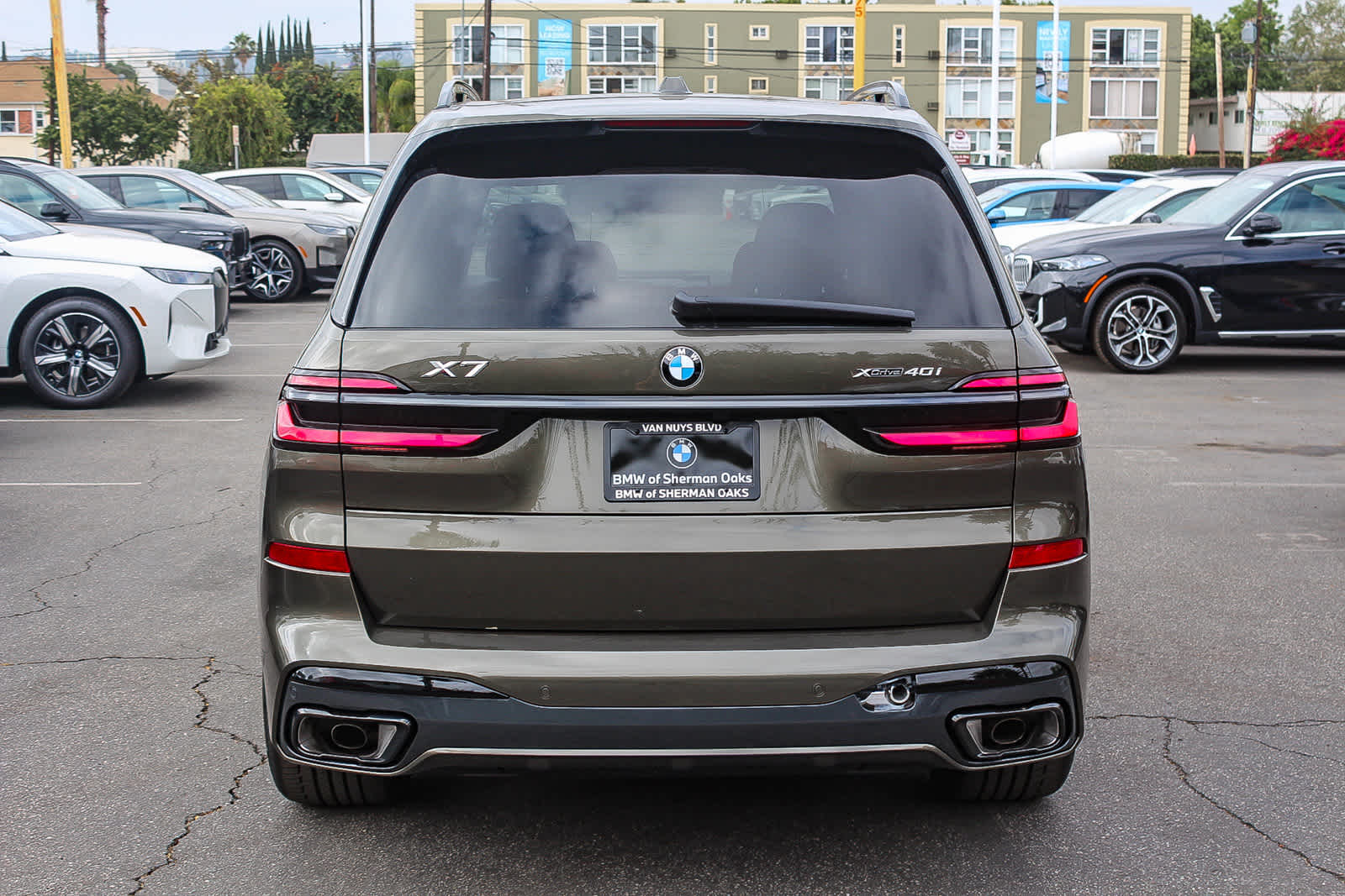 Thumbnail: 2026 BMW X7 - 5