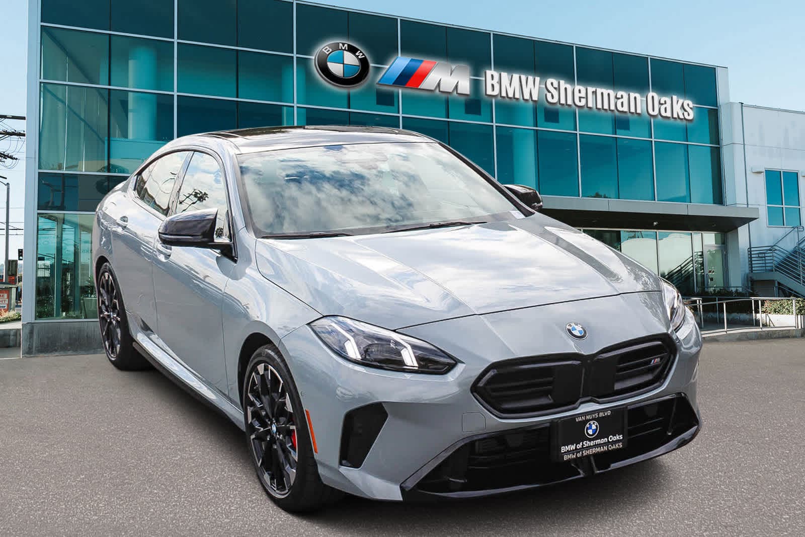 Thumbnail: 2025 BMW 2 Series - 3