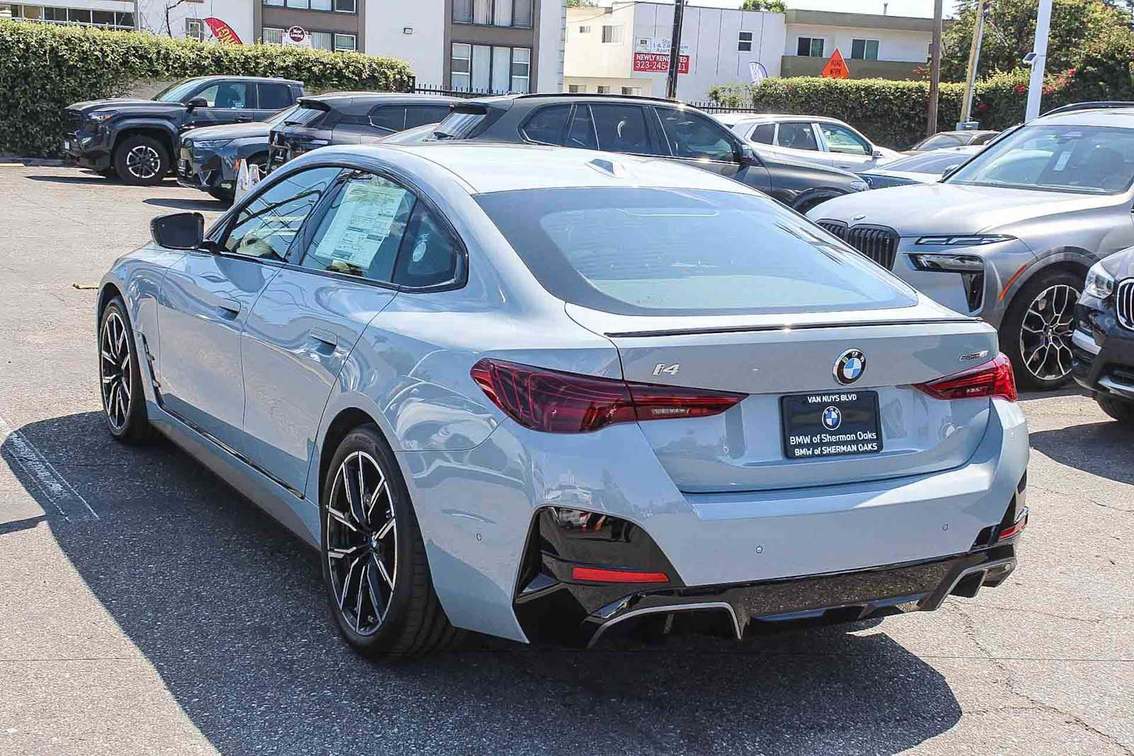 Thumbnail: 2026 BMW i4 - 11