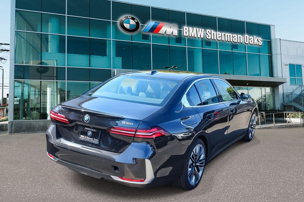 New 2026 BMW 530i Sedan