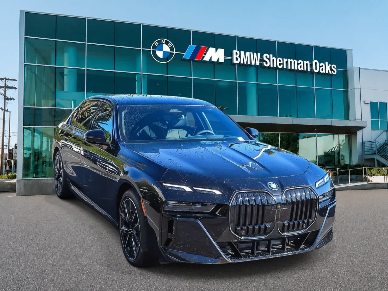 Thumbnail: 2026 BMW 7 Series - 3