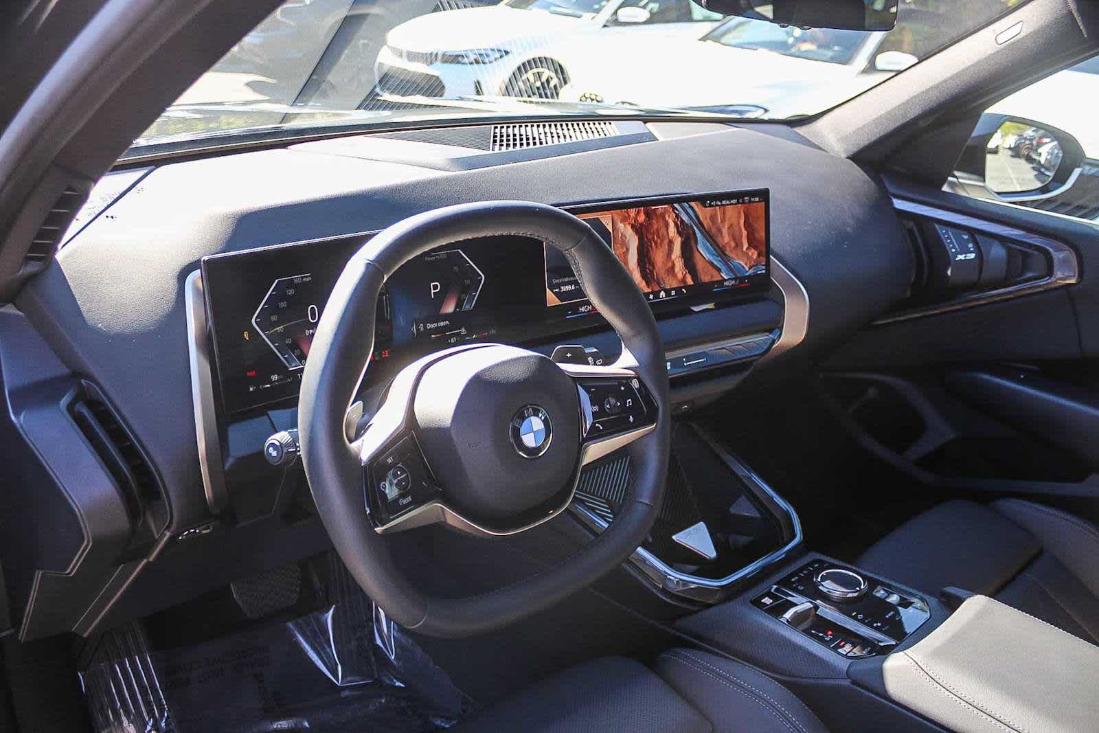 Thumbnail: 2025 BMW X3 - 16