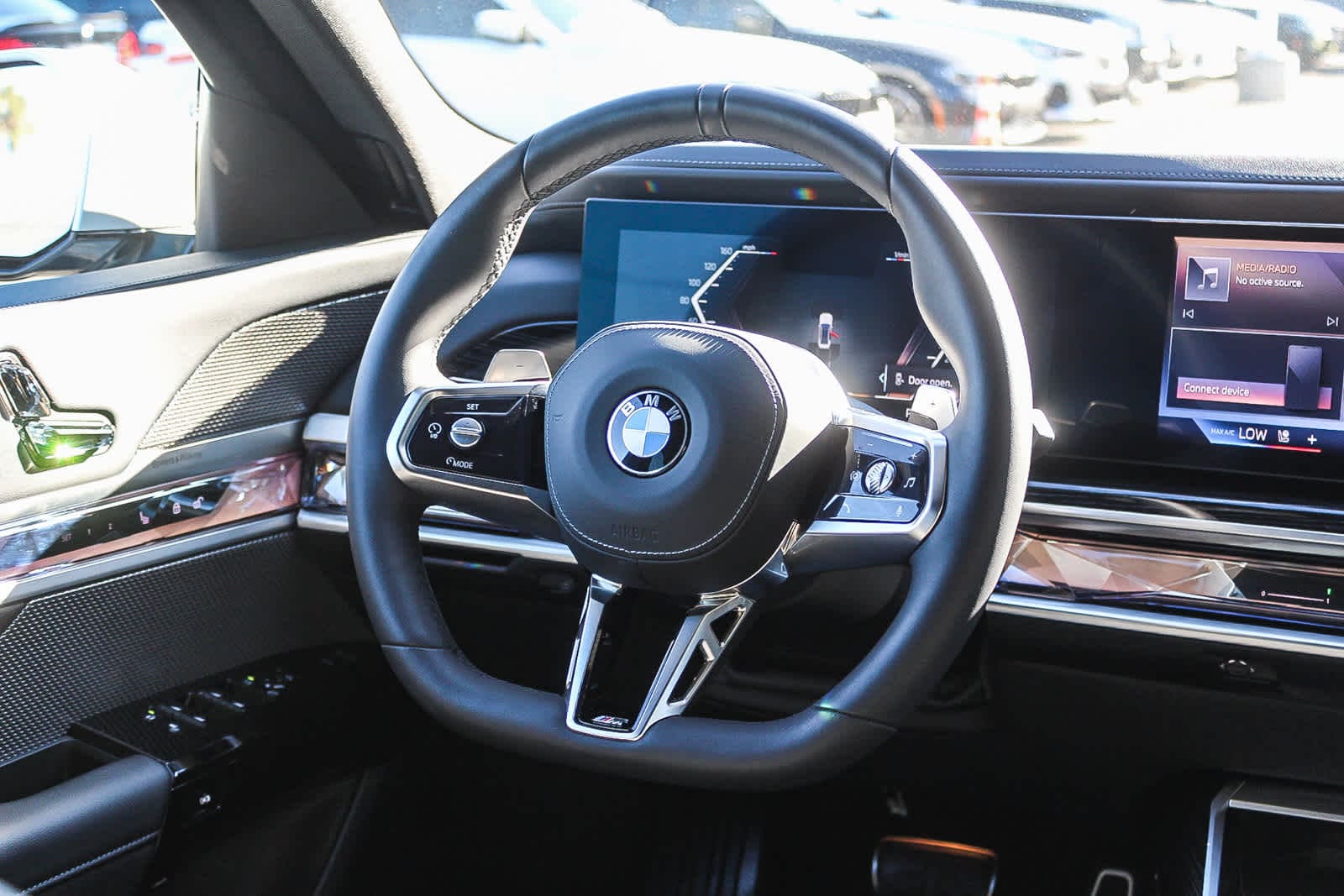 Thumbnail: 2025 BMW 7 Series - 15