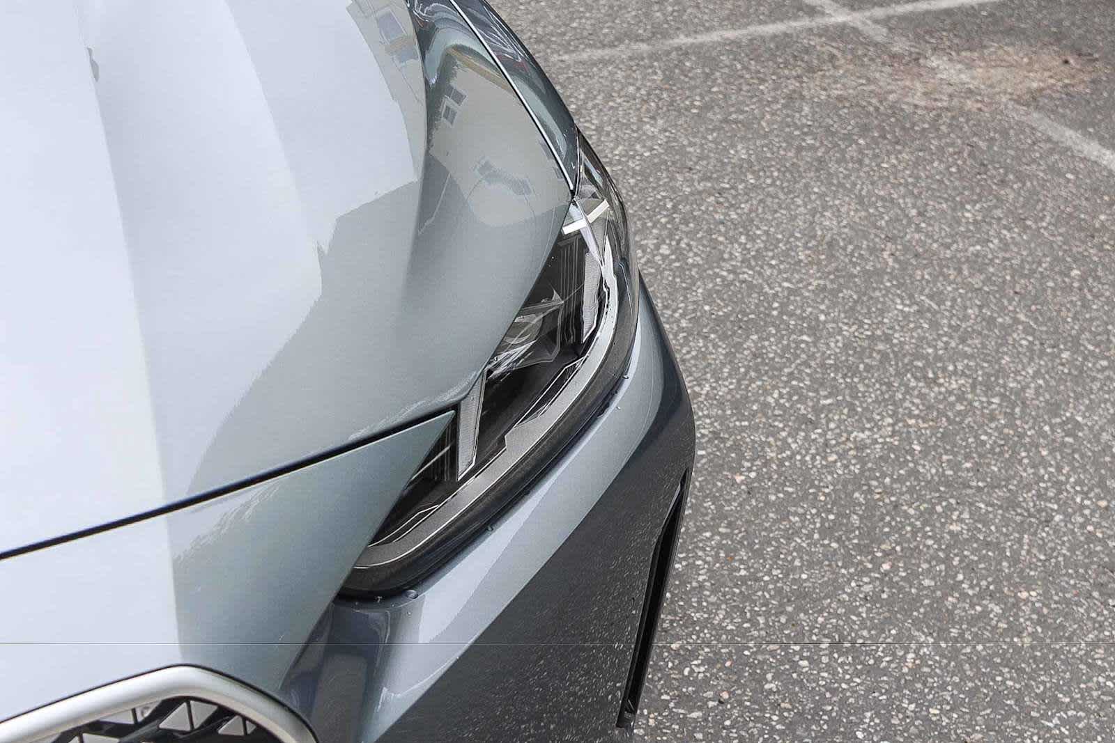 Thumbnail: 2026 BMW i4 - 10