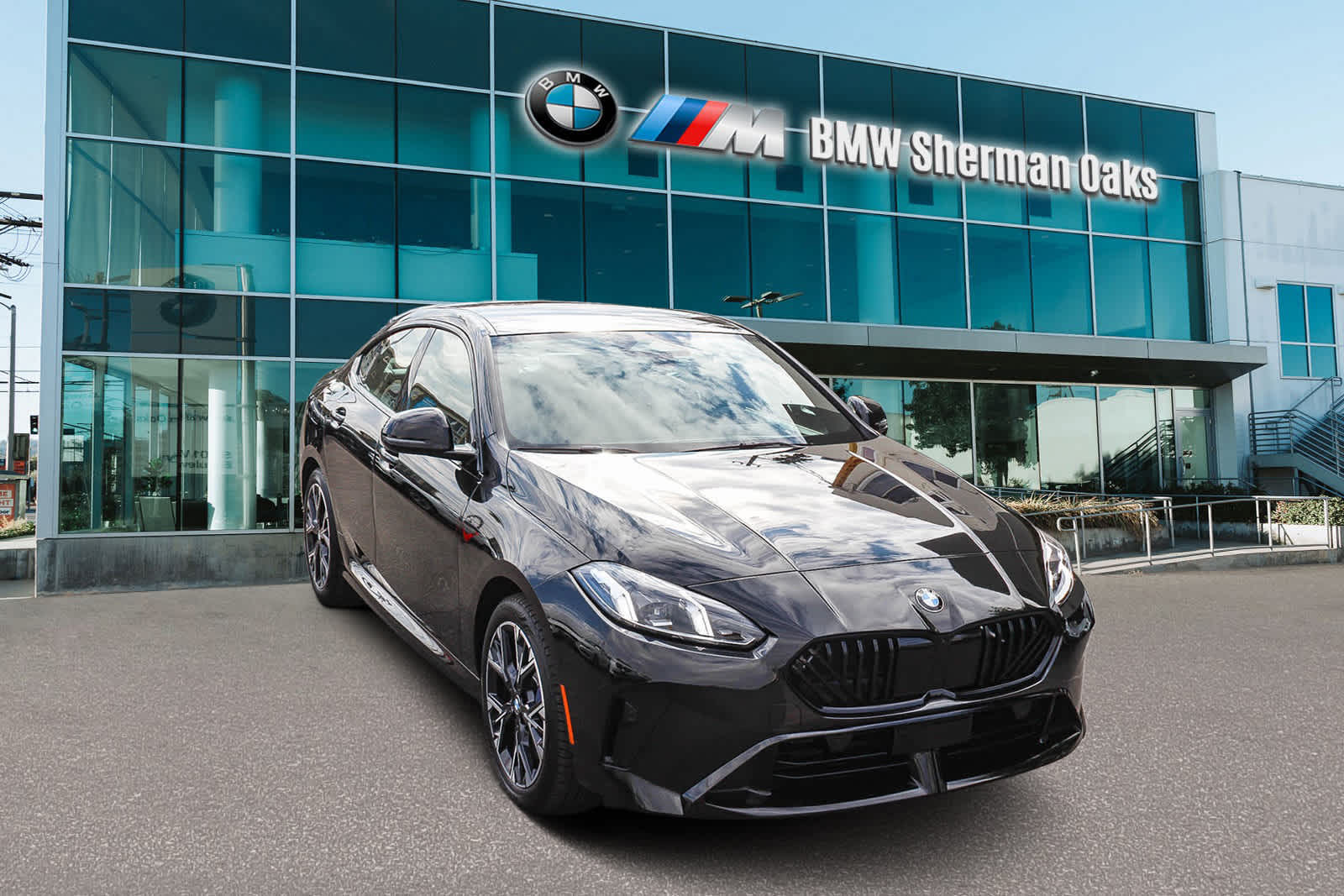 Thumbnail: 2025 BMW 2 Series - 3