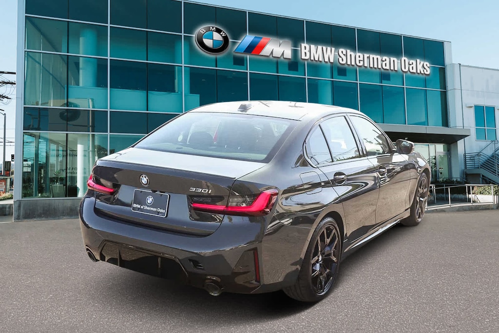 New 2026 BMW 330i Sedan