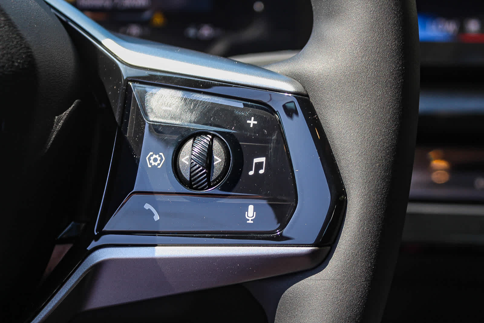 Thumbnail: 2026 BMW i5 - 23