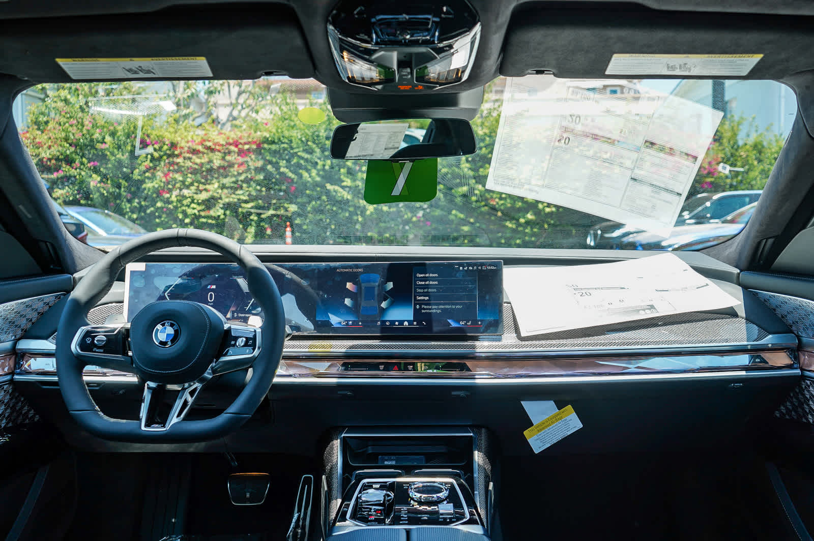 Thumbnail: 2026 BMW 7 Series - 12