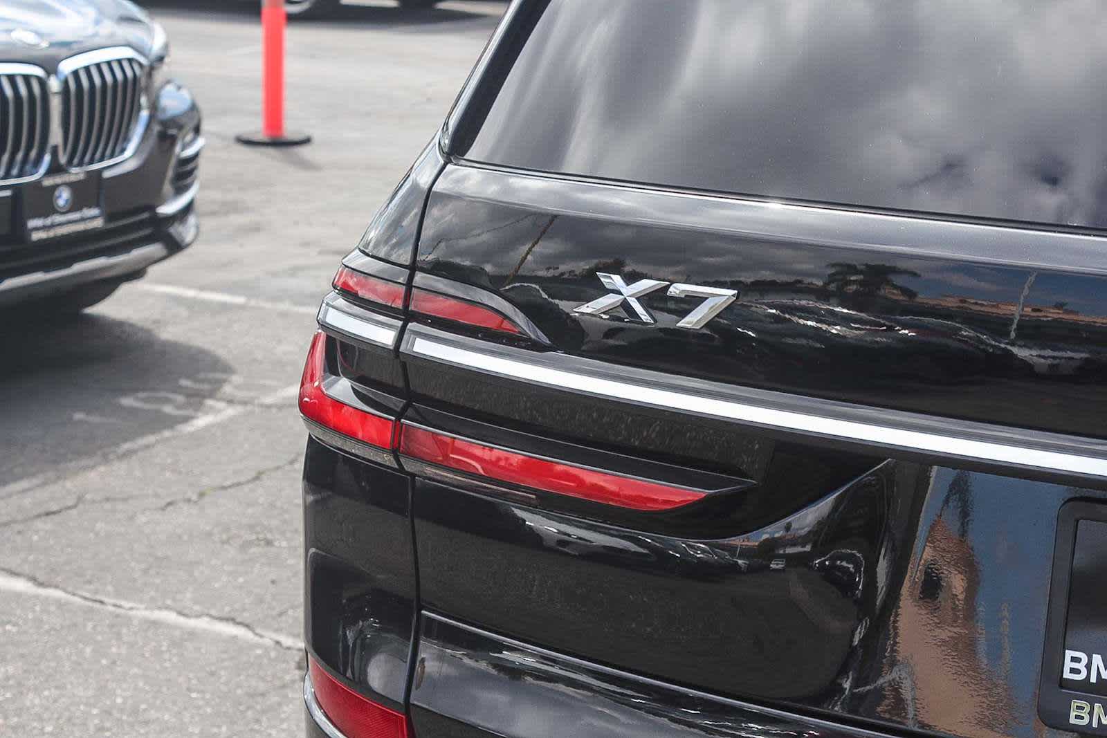 2023 BMW X7 xDrive40i photo 6