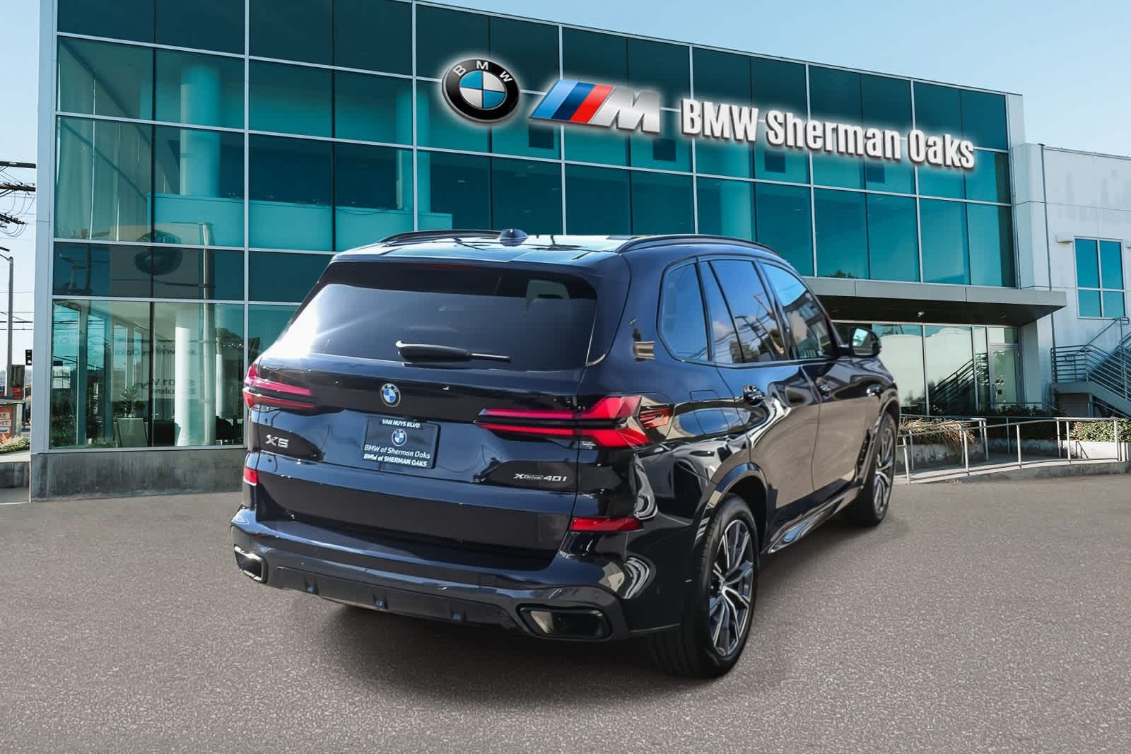 Thumbnail: 2026 BMW X5 - 4