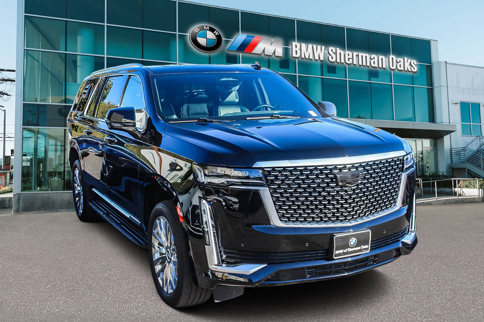 Thumbnail: 2024 Cadillac Escalade - 3