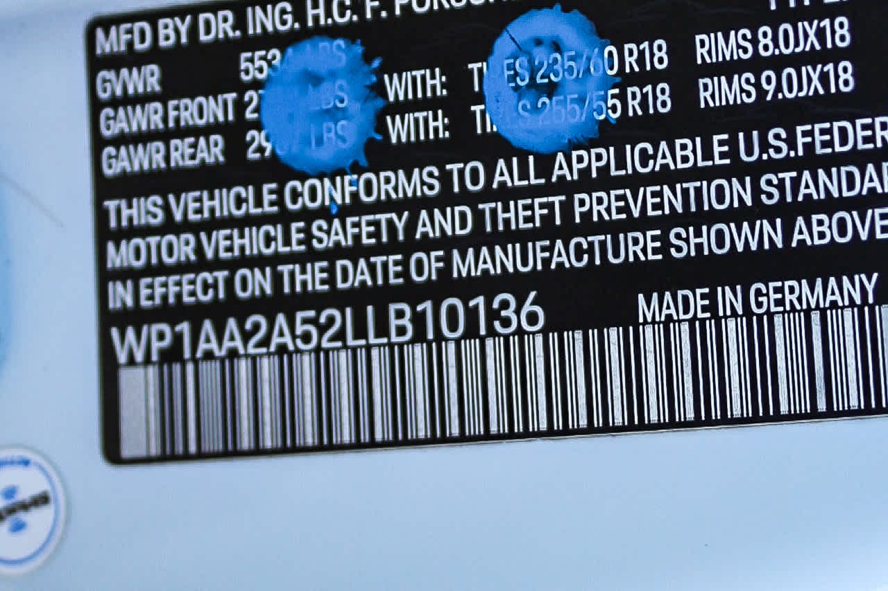 Thumbnail: 2020 Porsche Macan - 28