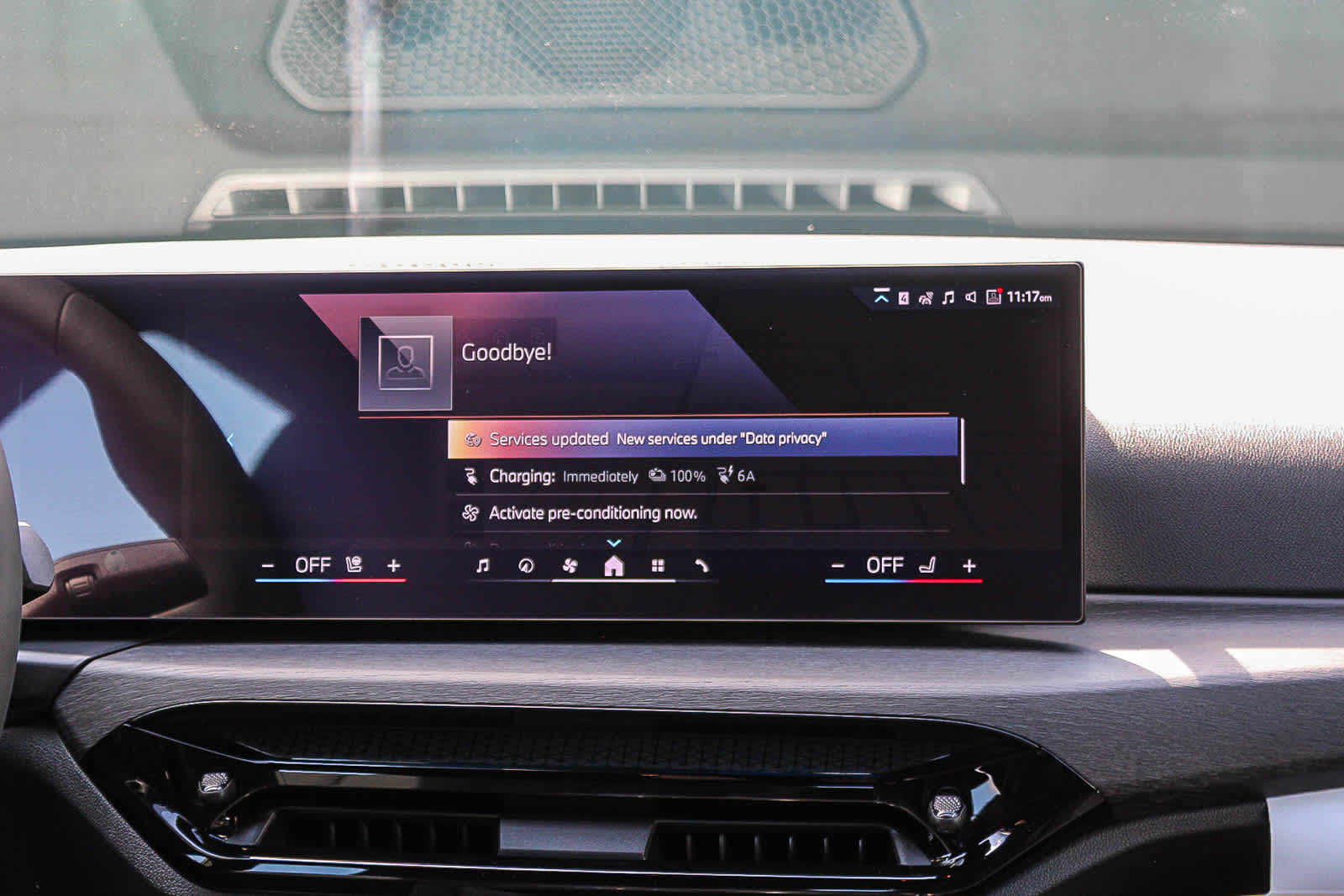 Thumbnail: 2025 BMW i4 - 14