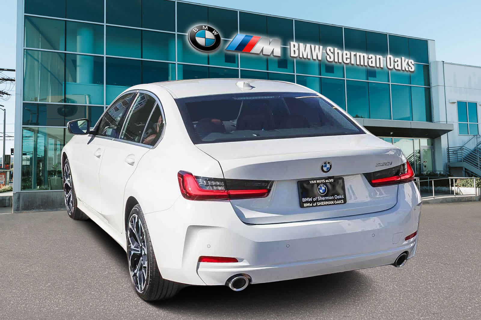 Thumbnail: 2025 BMW 3 Series - 6
