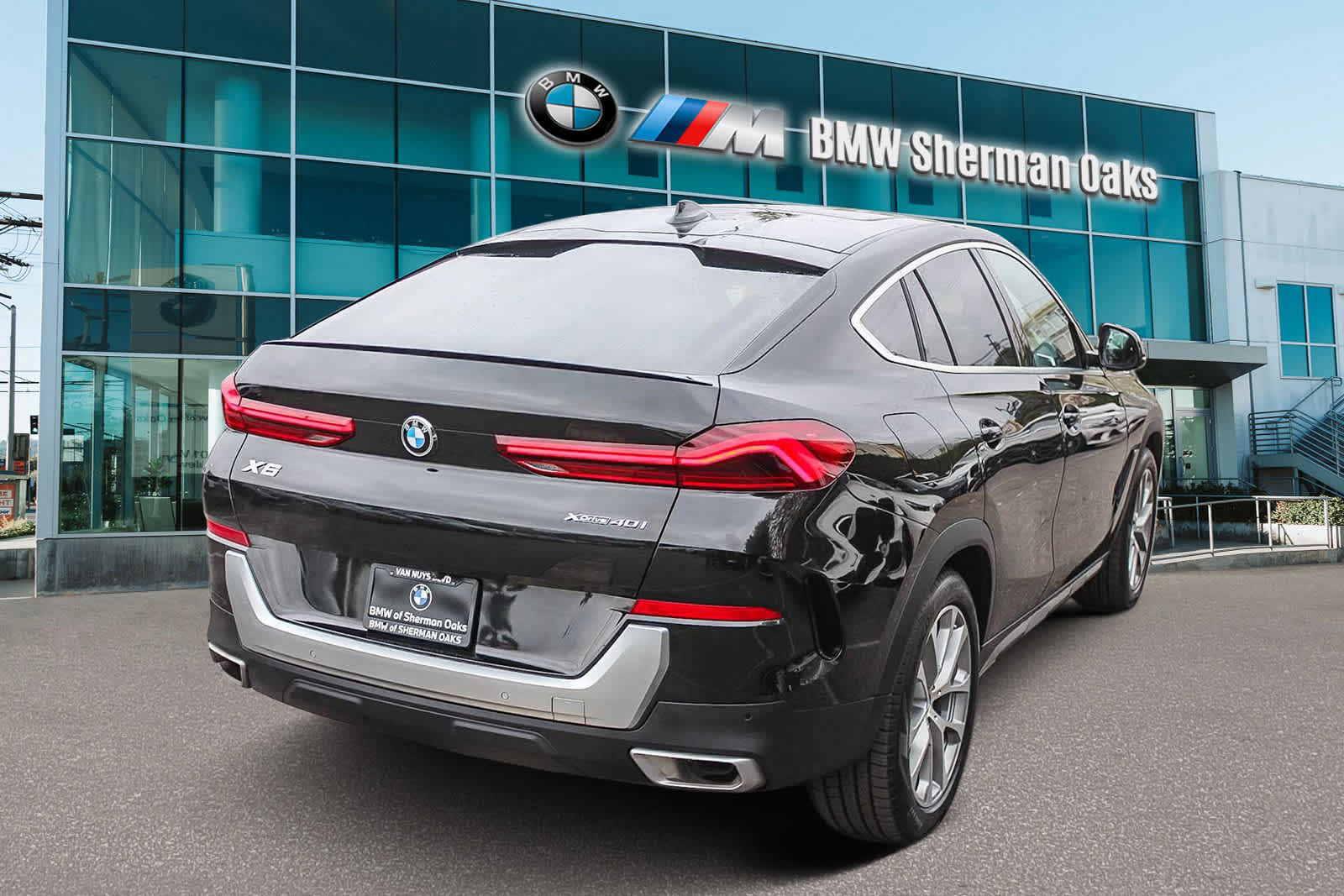 Thumbnail: 2023 BMW X6 - 4