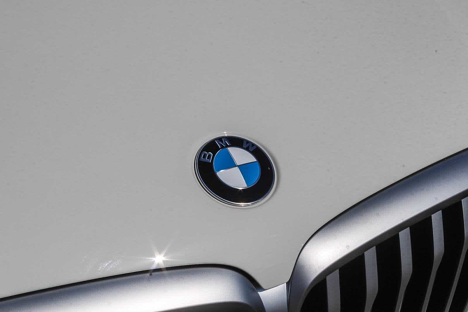 Thumbnail: 2026 BMW X5 - 11