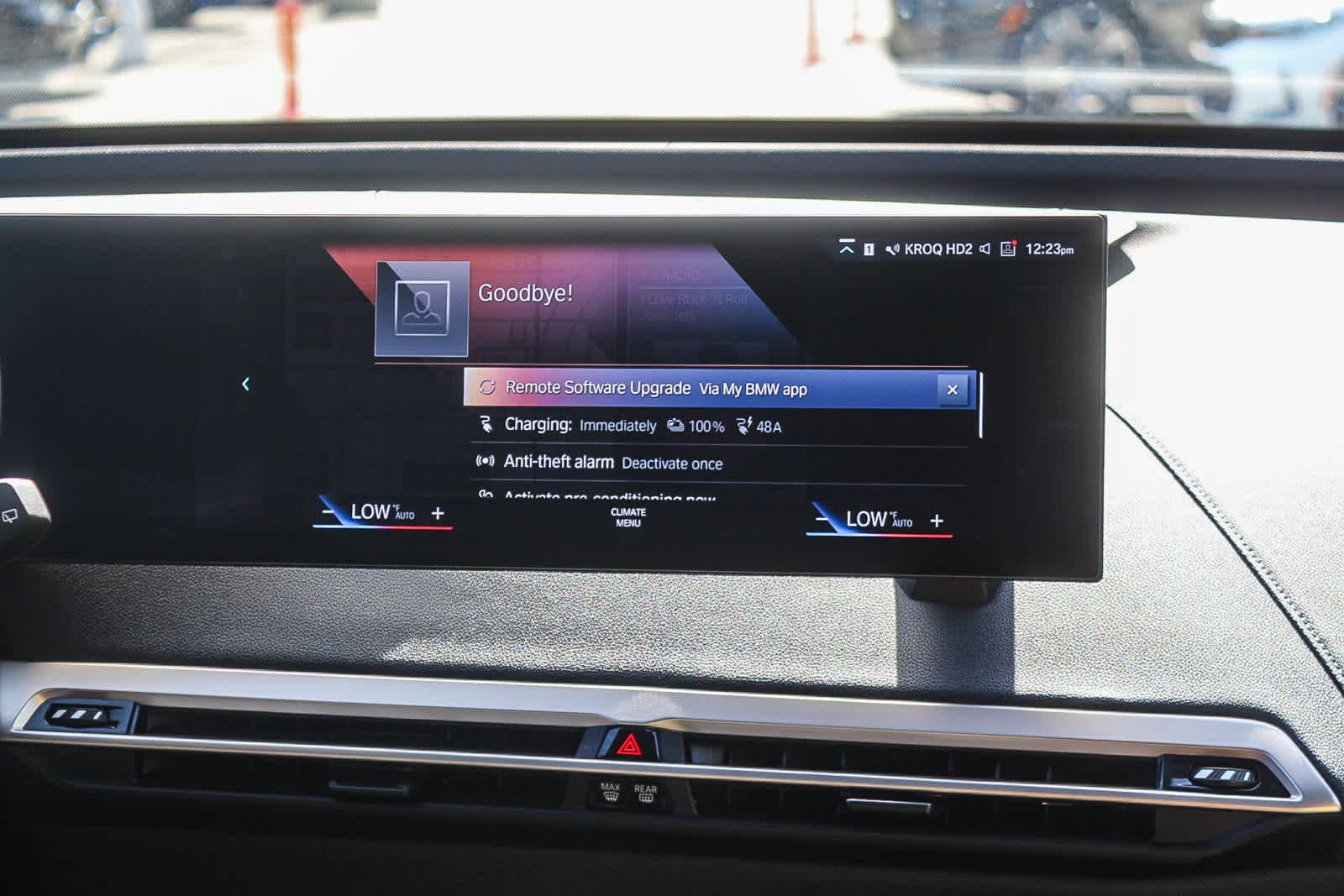 Thumbnail: 2023 BMW iX - 14