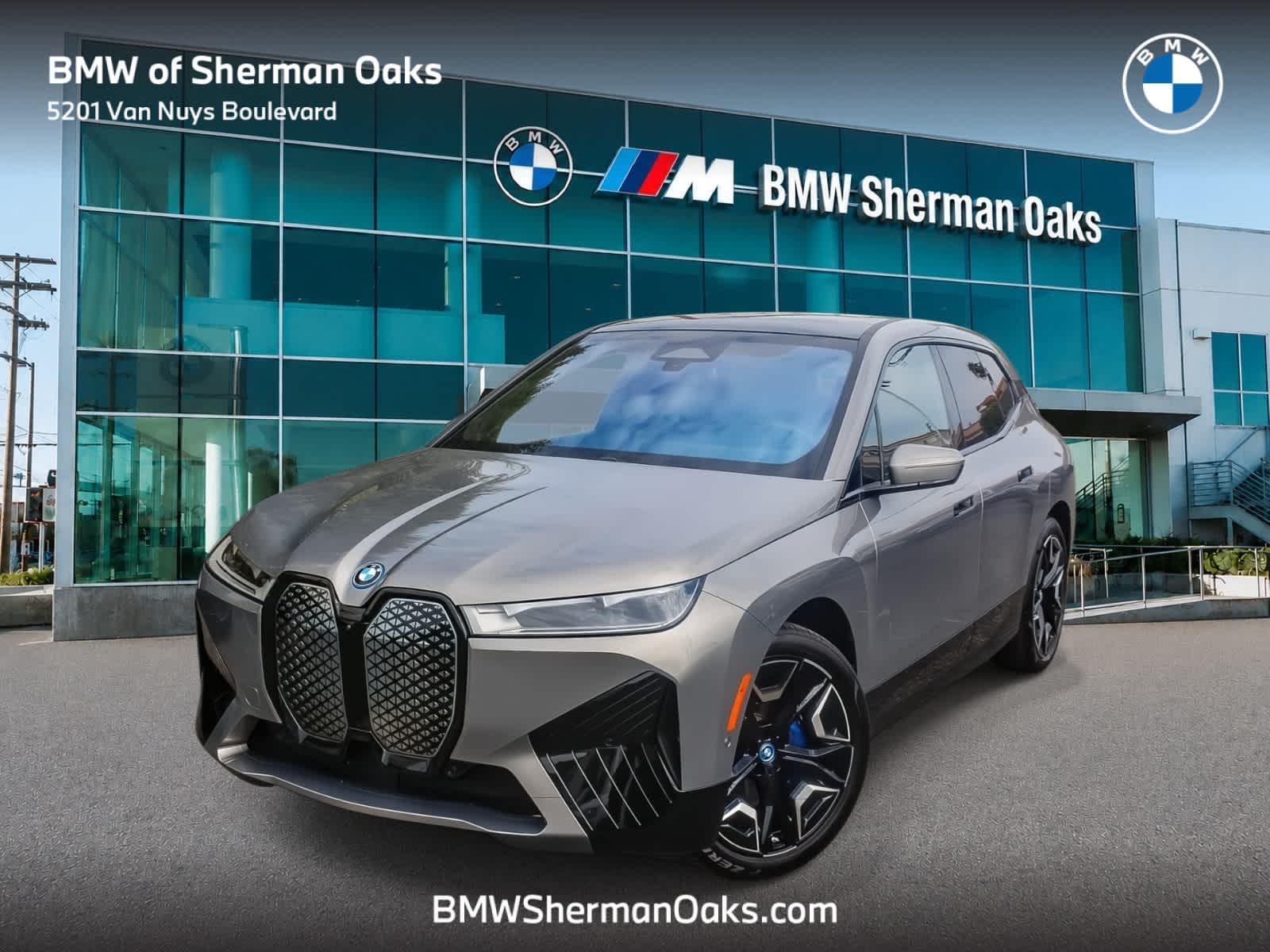 2024 BMW iX SUV 