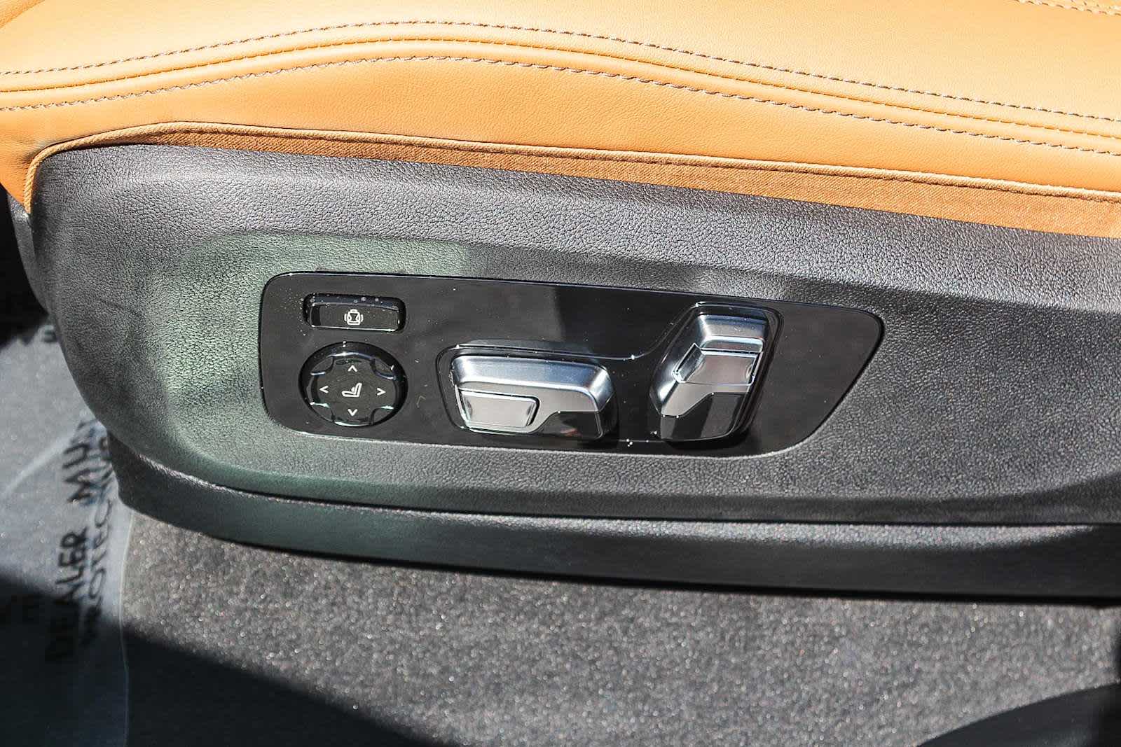 Thumbnail: 2026 BMW X5 - 21